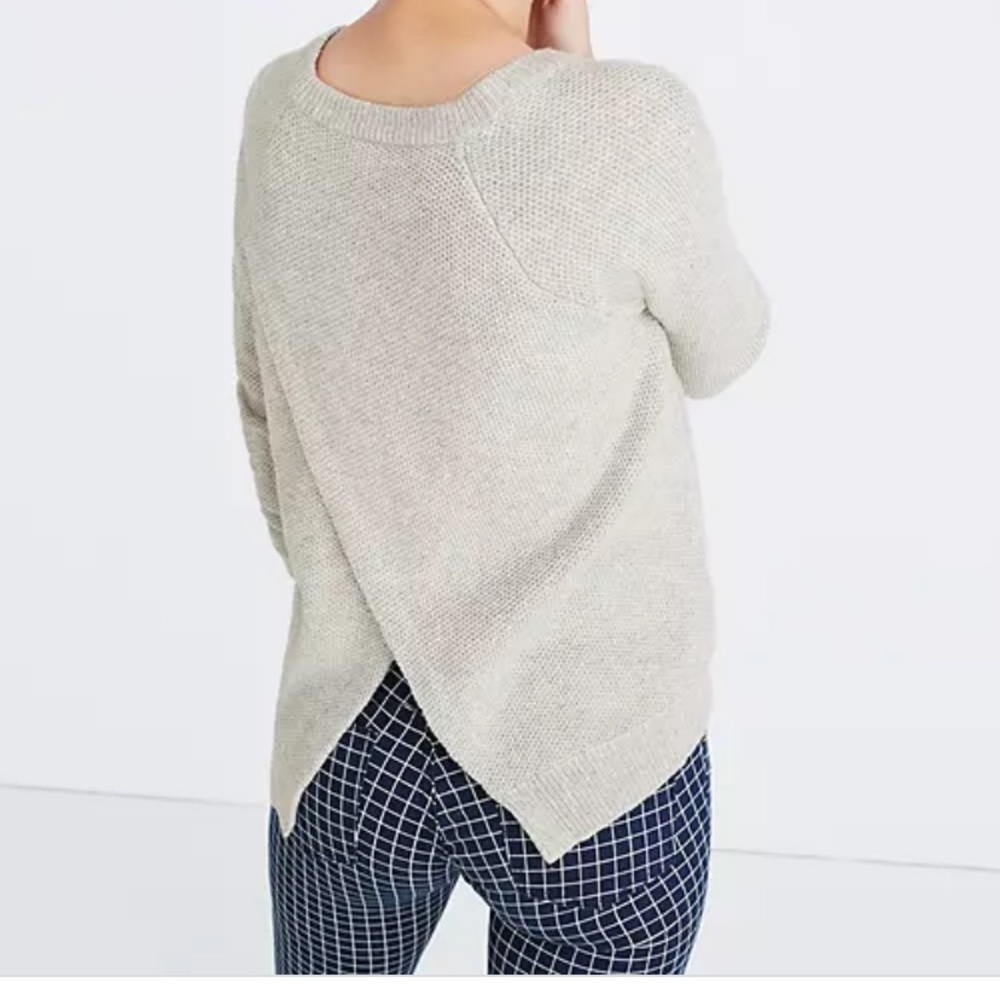 Province cross back pullover- small